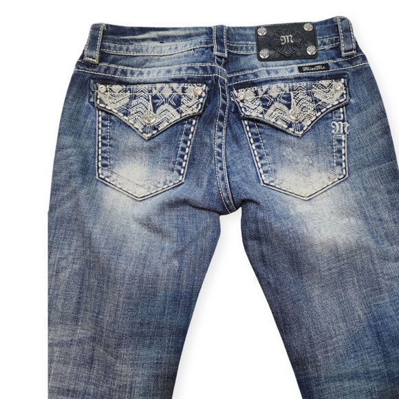 Miss Me Jean's - Picture 2 of 10